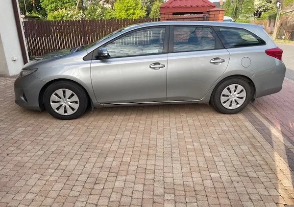 Toyota Auris cena 31500 przebieg: 194000, rok produkcji 2013 z Otwock małe 79